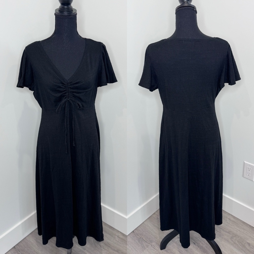Max Studio Black V-Neck Cinched Waist Tie Short Sleeve Dress